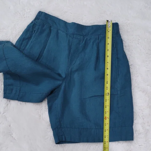 ATHLETA LINEN Shorts with Elastic Waistband and Relaxed Fit - Picture 10 of 15